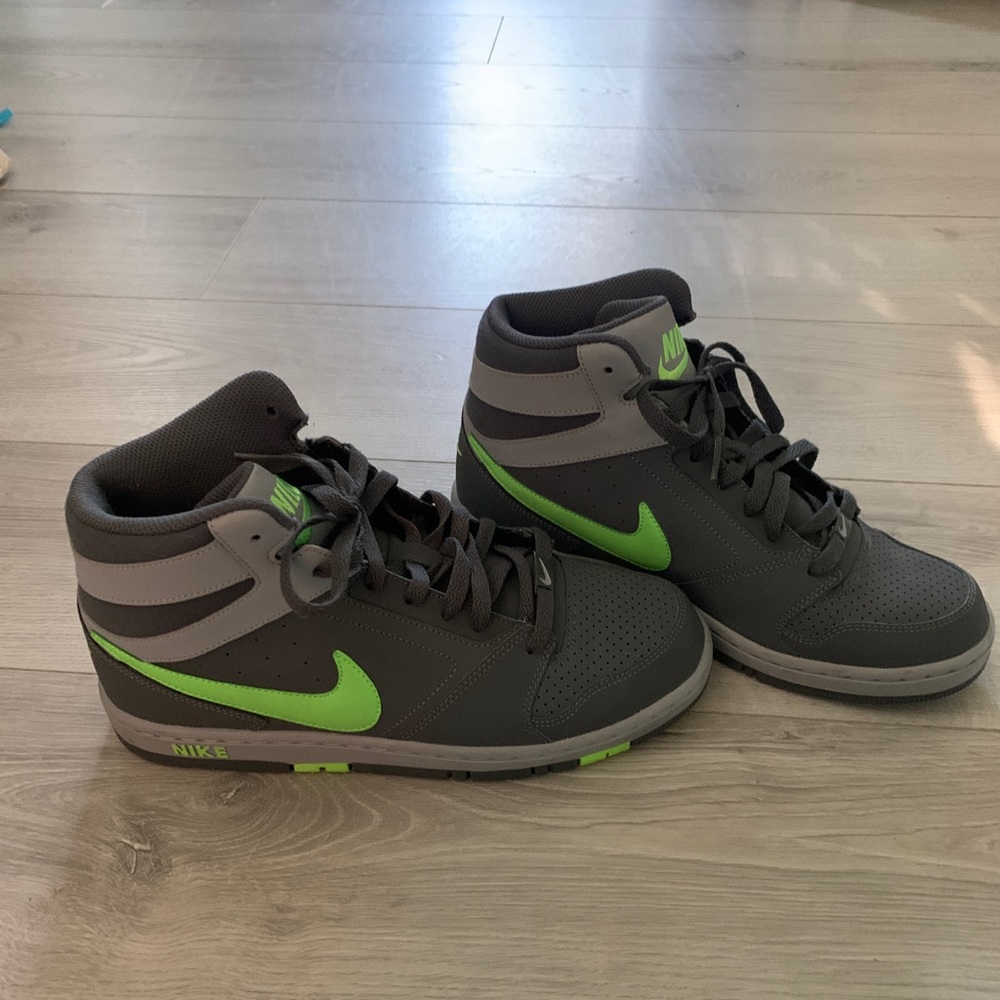 Nike Prestige IV High Green & Grey